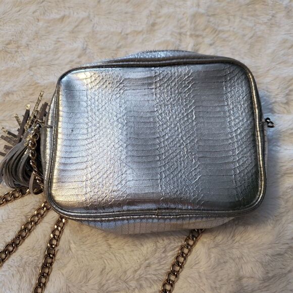 Victoria secret crossbody bag - Picture 5 of 5